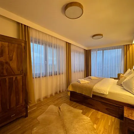 Vysoke Tatry - Isc House For 13 People With 6 Extra Bed Villa Poprad