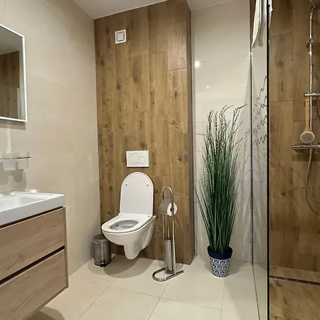 Vysoke Tatry - Isc House For 13 People With 6 Extra Bed