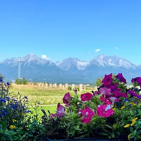 Vysoke Tatry - Isc House For 13 People With 6 Extra Bed Poprad