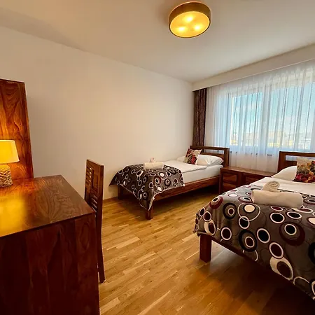 Vysoke Tatry - Isc House For 13 People With 6 Extra Bed *