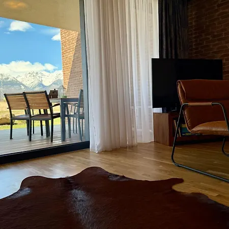 Vysoke Tatry - Isc House For 13 People With 6 Extra Bed Villa Poprad