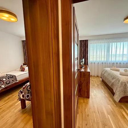 Vysoke Tatry - Isc House For 13 People With 6 Extra Bed