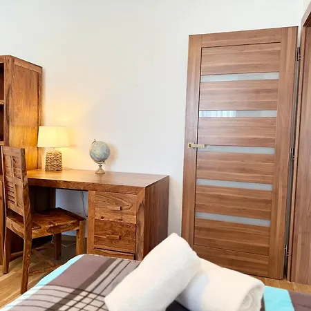 Villa Vysoke Tatry - Isc House For 13 People With 6 Extra Bed