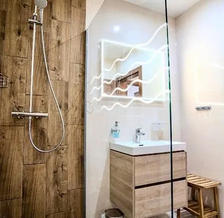 Villa Vysoke Tatry House For 19 People Isc Mlynica *