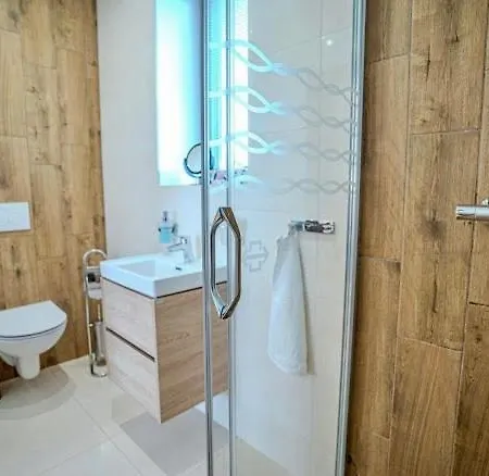 Vysoke Tatry House For 19 People Isc Mlynica Willa Poprad