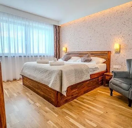 Vysoke Tatry House For 19 People Isc Mlynica Villa Poprad