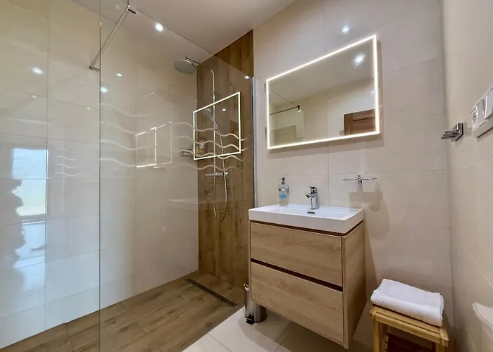 Vysoke Tatry House For 19 People Isc Mlynica Villa Poprad